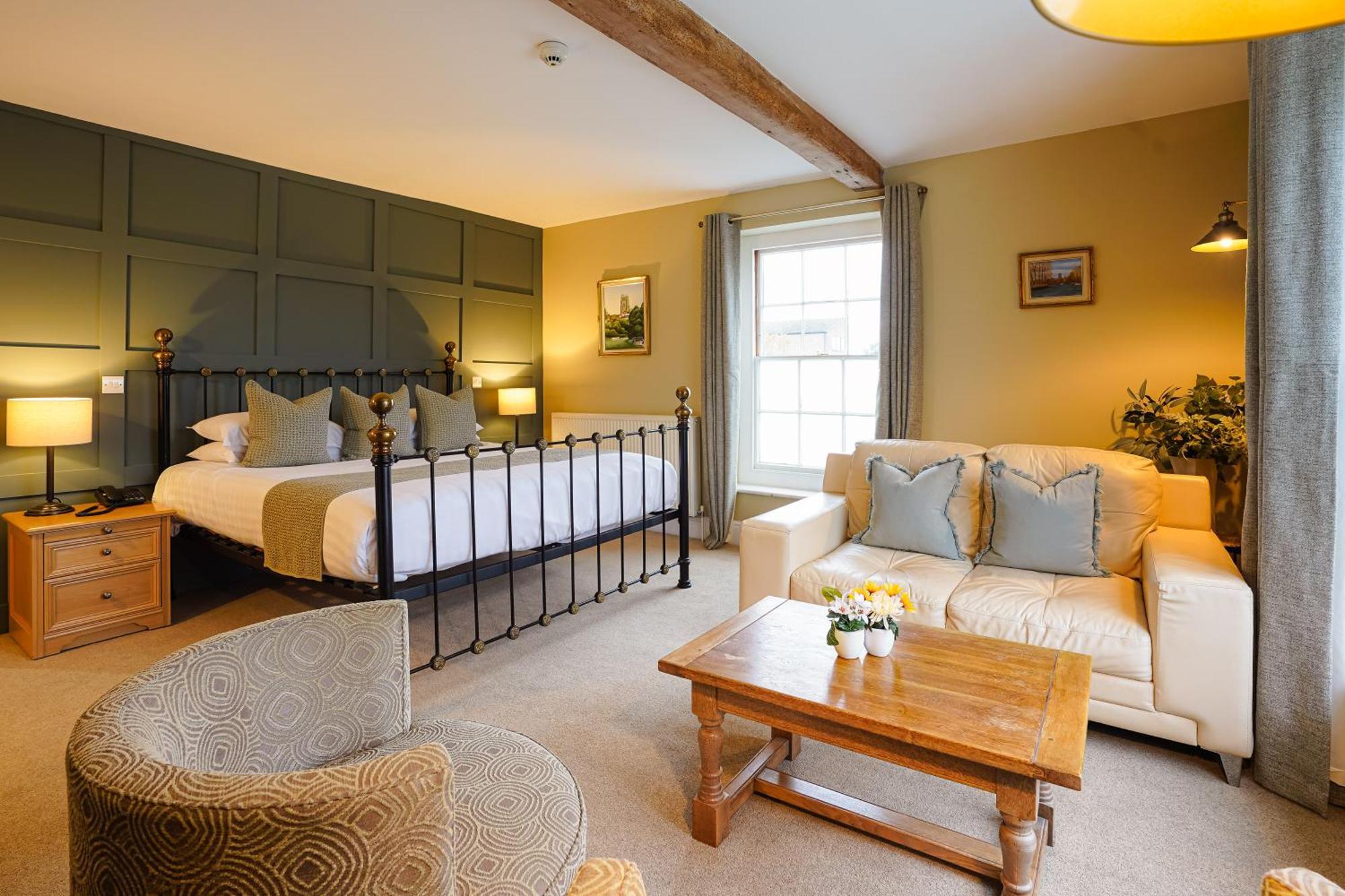 Waveney House Hotel Beccles Buitenkant foto
