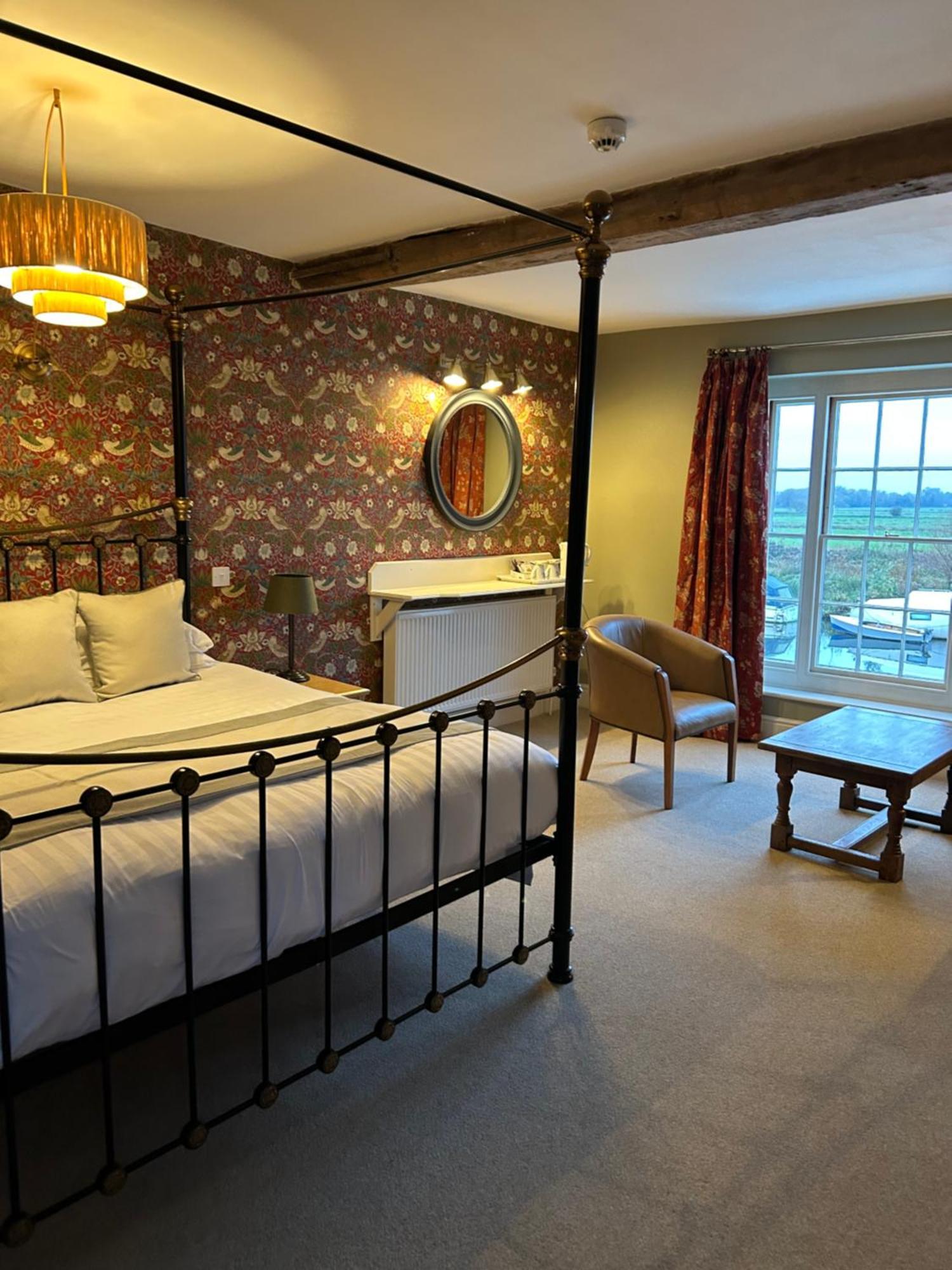 Waveney House Hotel Beccles Buitenkant foto