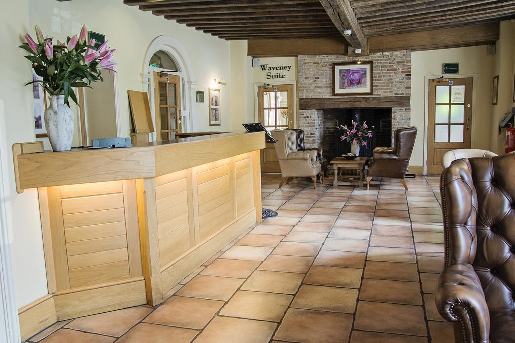 Waveney House Hotel Beccles Buitenkant foto