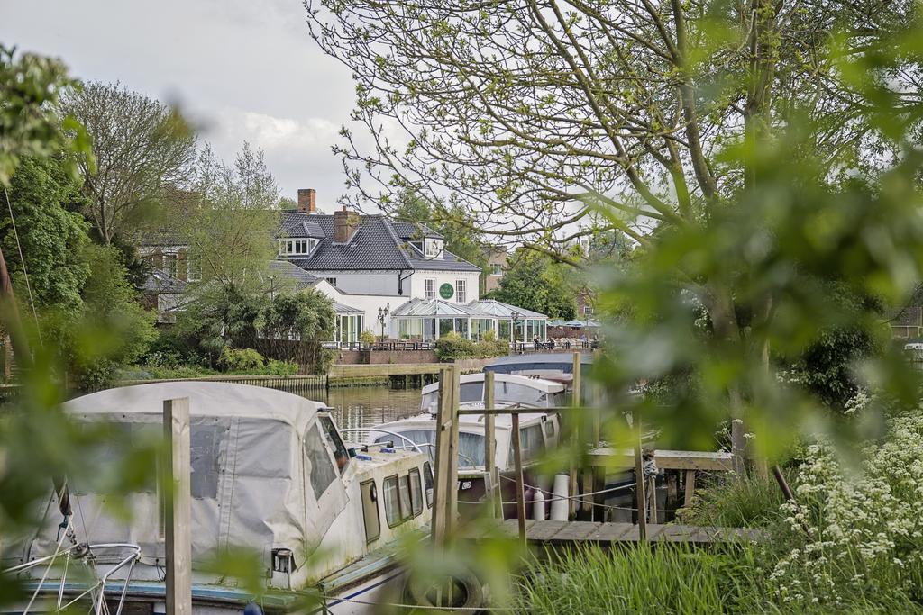 Waveney House Hotel Beccles Buitenkant foto